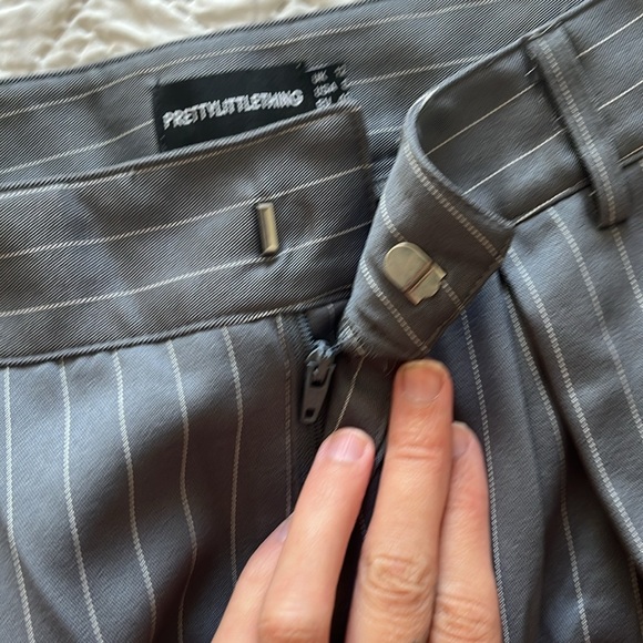 Pin stripped pants - Picture 5 of 5